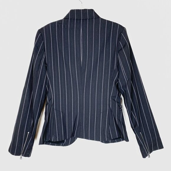 NWOT Express Design Studio Black & White Pinstriped Blazer Jacket - Picture 2 of 9